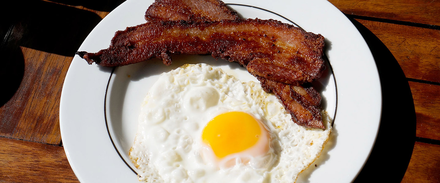 Frühstücksgrillereiei